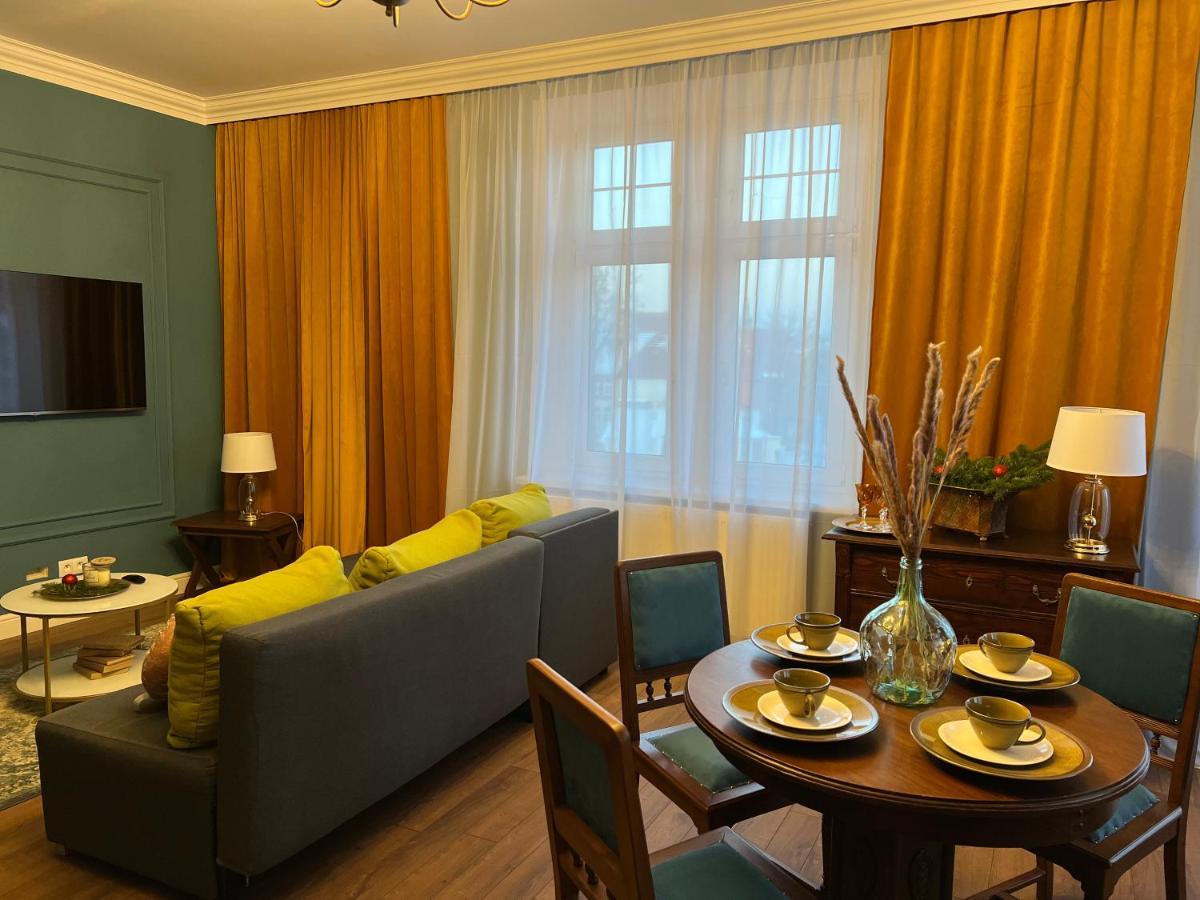 Apartament Baron ***** Jelenia Góra Exterior foto